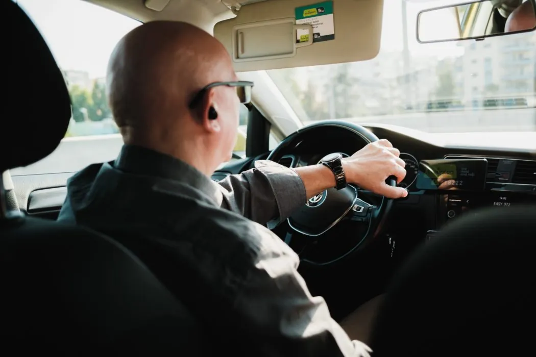 Работает ли такси UBER в Азербайджане («УБЕР РАША») в 2026 году, как оплатить